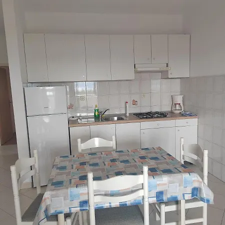 Apartman Tihana Appartement
